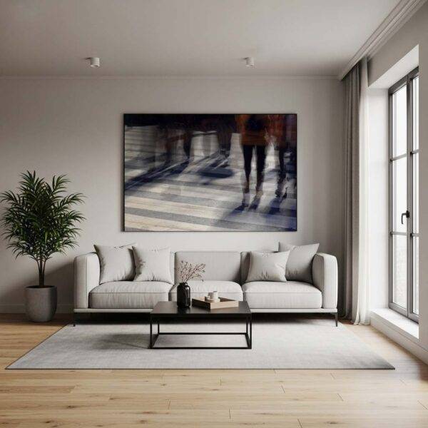 En traversant la rue